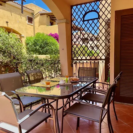 Apartment Casa Sibilla. Con Giardino E Piscina. Olbia
