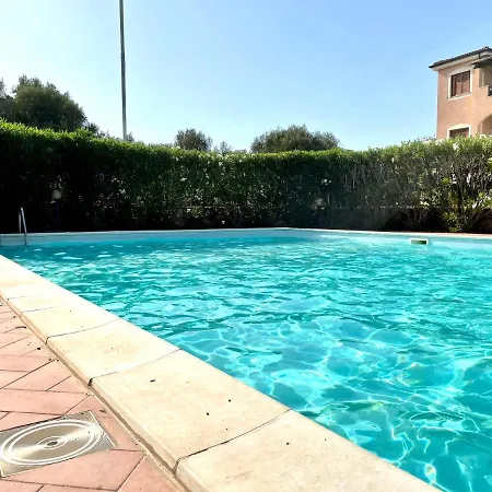 Apartment Casa Sibilla. Con Giardino E Piscina.