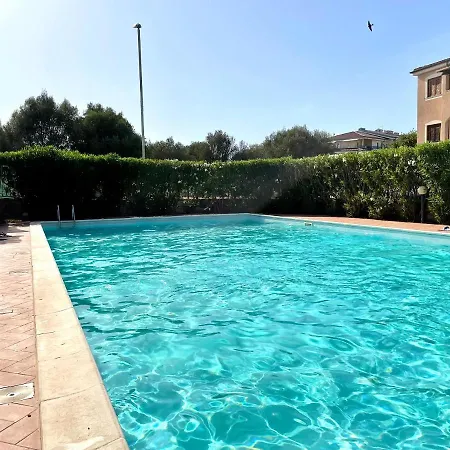 Apartment Casa Sibilla. Con Giardino E Piscina.